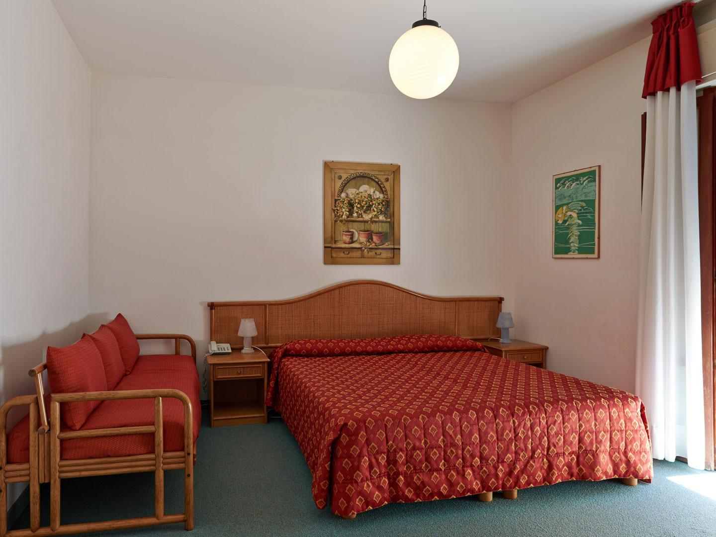 Hotel Capitol 4*